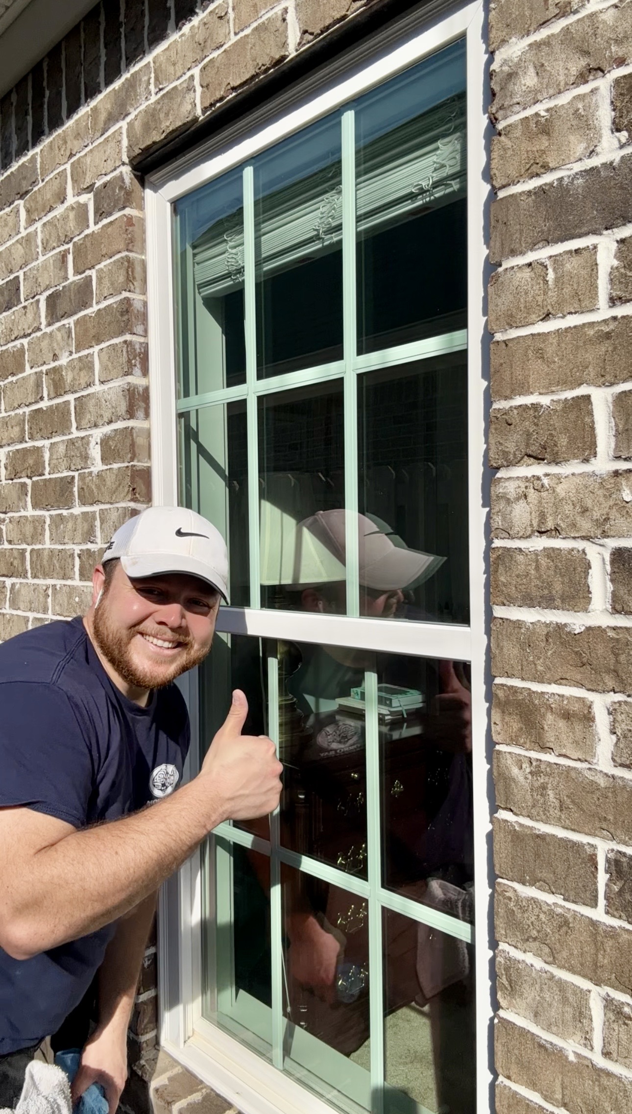 Evhan with clean window